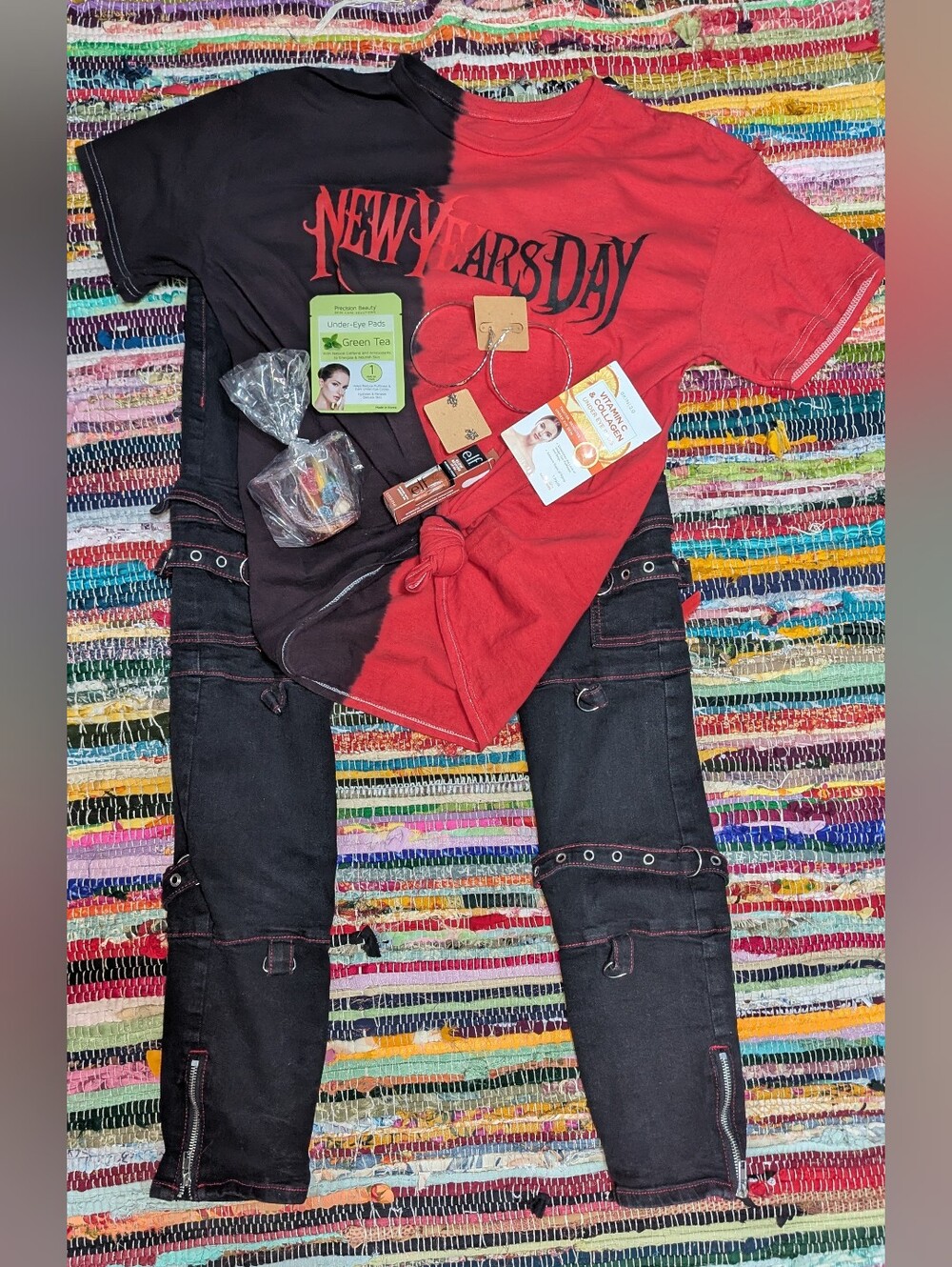 #141 Hot Topic Grommet Stinger Jeans / New Year's A Day Combo